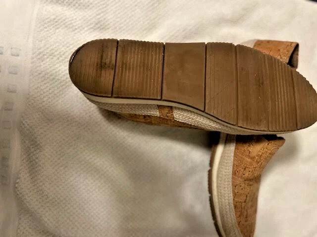 Zapatos de corcho Vaneli para mujer talla 9M Foto 3 de 3