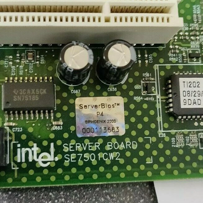 Intel SE7501CW2 C26740-304 Socket 604 Serverboard w/2x 2.4GHz CPU, 1GB & I/O  - Image 2 of 3