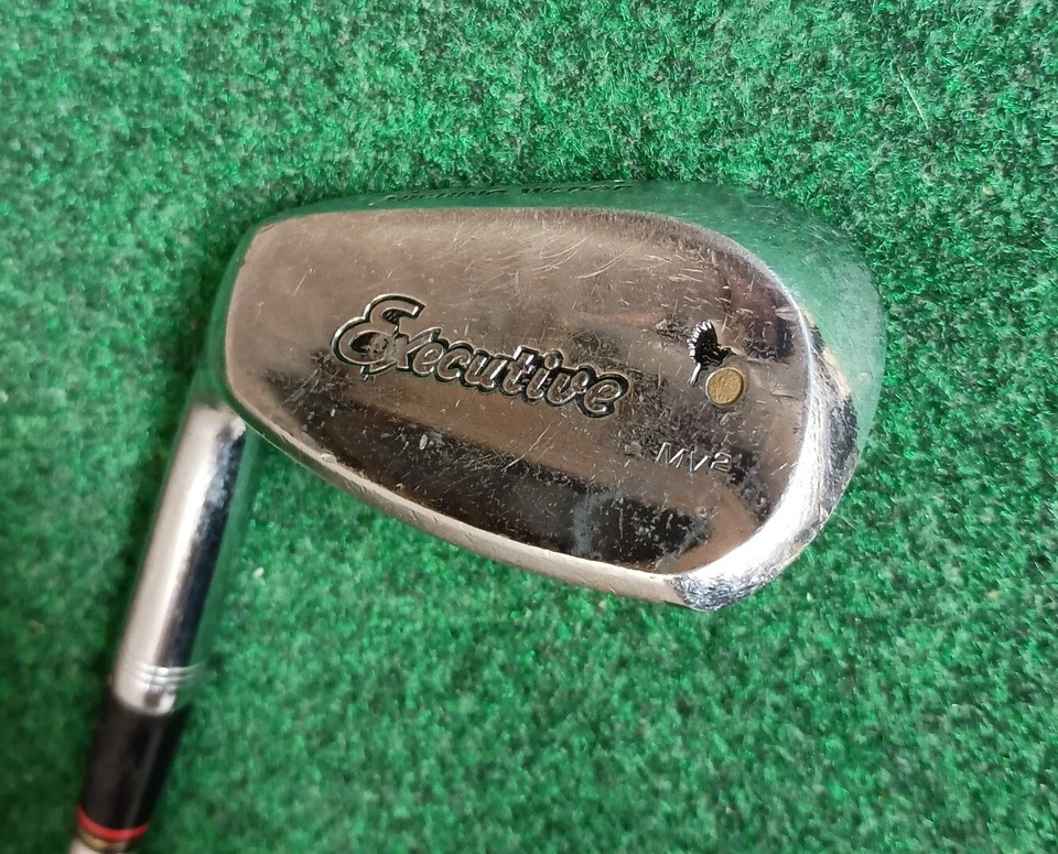 Vintage Spalding Executive MV2 Bird On Ball Pitching Wedge 35.5" Long Left Hand - Image 3 of 4