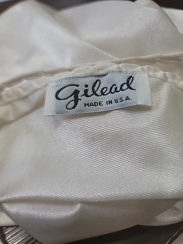 Vintage 70s Gilead Off White Long Bridal Nightgown Lace Sleeveless USA Petite - Picture 7 of 11