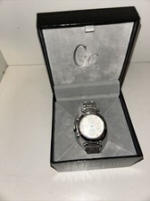Guess Damenuhr Modell GC7000 Armband Uhr Edelstahl Quarz Watch Mit OVP Datum