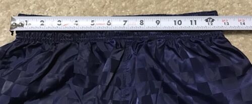 Umbro blau Schachbrett Fußballshorts Größe Small - Bild 7 von 22