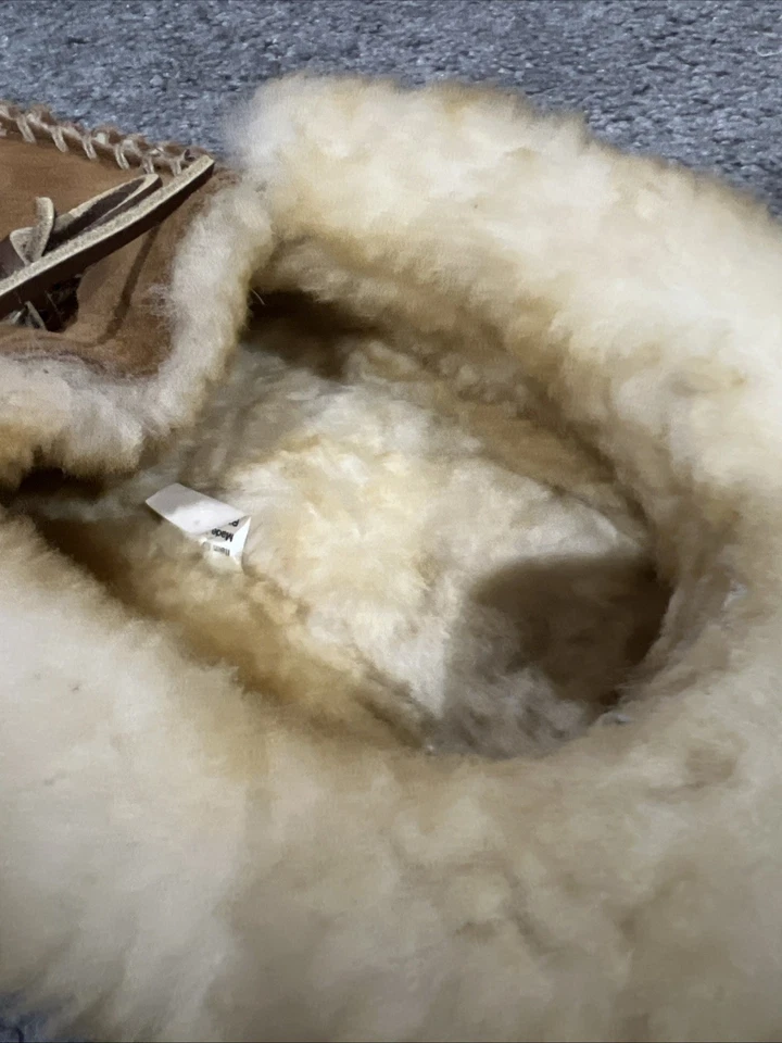 L.L. Mocassins femininos Bean tamanho 8 médio Wicked Good pele de carneiro - Imagem 3 de 4