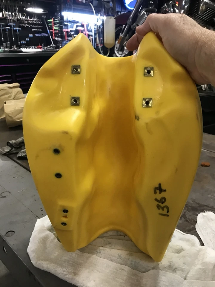 Clarke brand 1980-1981 Yamaha YZ250 and YZ465 gas tank - Image 4 of 4