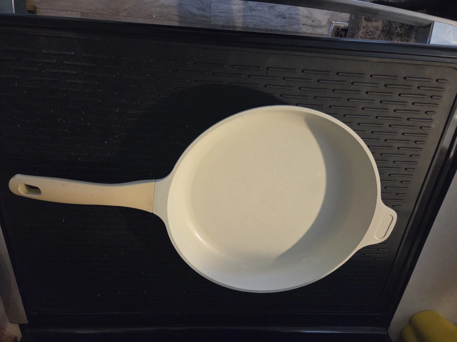 Romswi 13" Ceramic Nonstick Skillet Reinforced Aluminum New