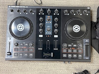 Native Instruments TRAKTOR KONTROL S2 MK1 DJ Controller With Native Instruments TRAKTOR KONTROL S2 MK1 DJ Controller With