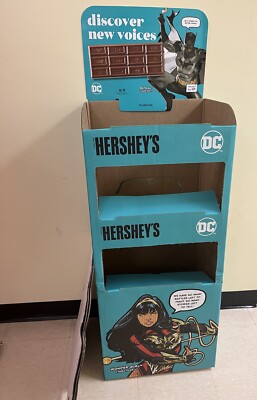 HERSHEY'S 、ハーシーズディスプレイ 2022 HERSHEYs DC SUPER HERO BAR BATMAN Store Display