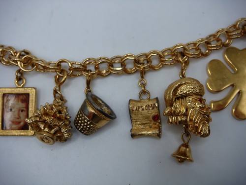 VINTAGE MONET GOLD TONE CHARM BRACELET SAFETY CHAIN 8 CHARMS MECHANICAL ESTATE - Picture 7 of 15