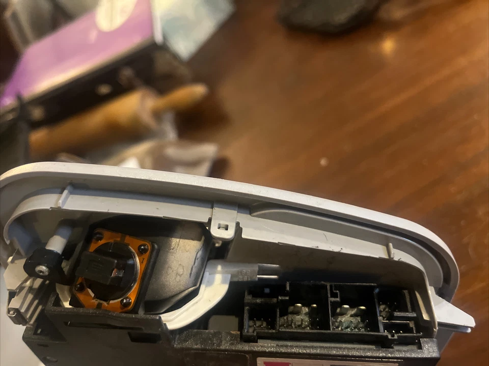 01-07 Mercedes Benz C230 Lámpara de luz de mapa domo superior OEM ~ A2038203601 Foto 4 de 4