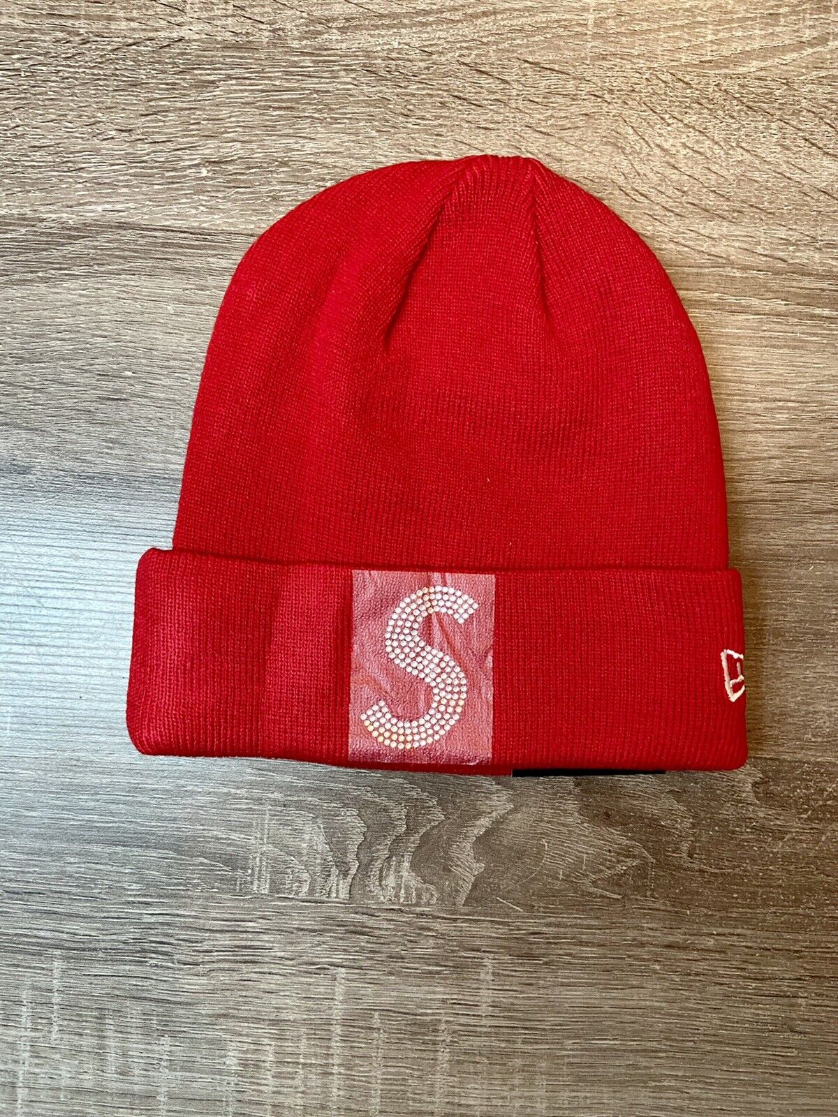 SUPREME NEW ERA SWAROVSKI S LOGO BEANIE