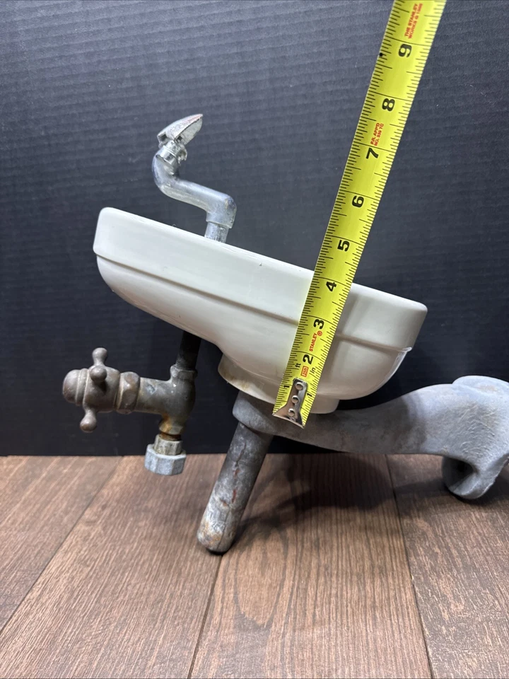 Vintage  Crane Porcelain Water Drinking Fountain Bubbler Wall Mount white - Image 3 of 4