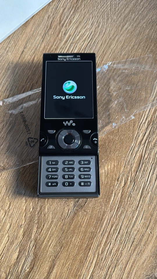 Sony Ericsson W995 - Black Wie Neu!! - Bild 3 von 4