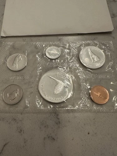 1967 Canadian prooflike set - Centennial Set - Uncirculated coins Canada Animal
