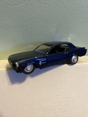 MAISTO 1/39 Die Cast Blue  65 Ford Mustang Pull Back Car