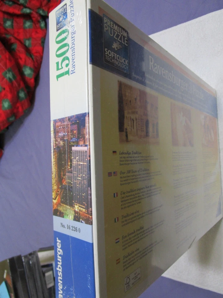 Midtown Manhattan NYC 1500 Piece Puzzle (2011, Ravensburger) - Image 4 of 4