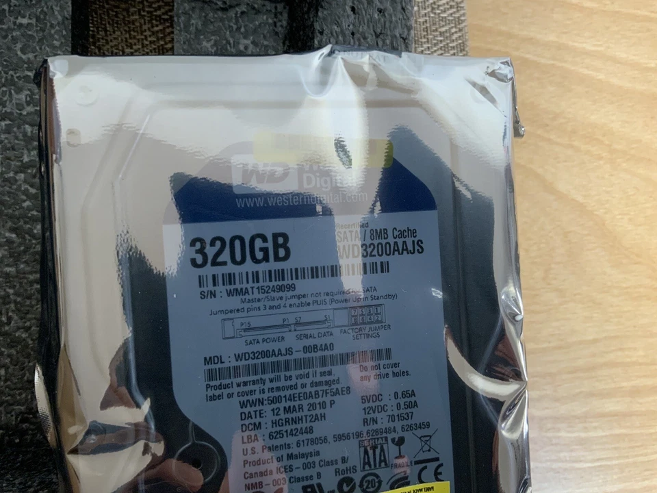 NEW OLD STOCK WESTERN DIGITAL WD3200AAJS-00B4AO 320GB SATA / 8MB HARD DRIVE - Image 2 of 3