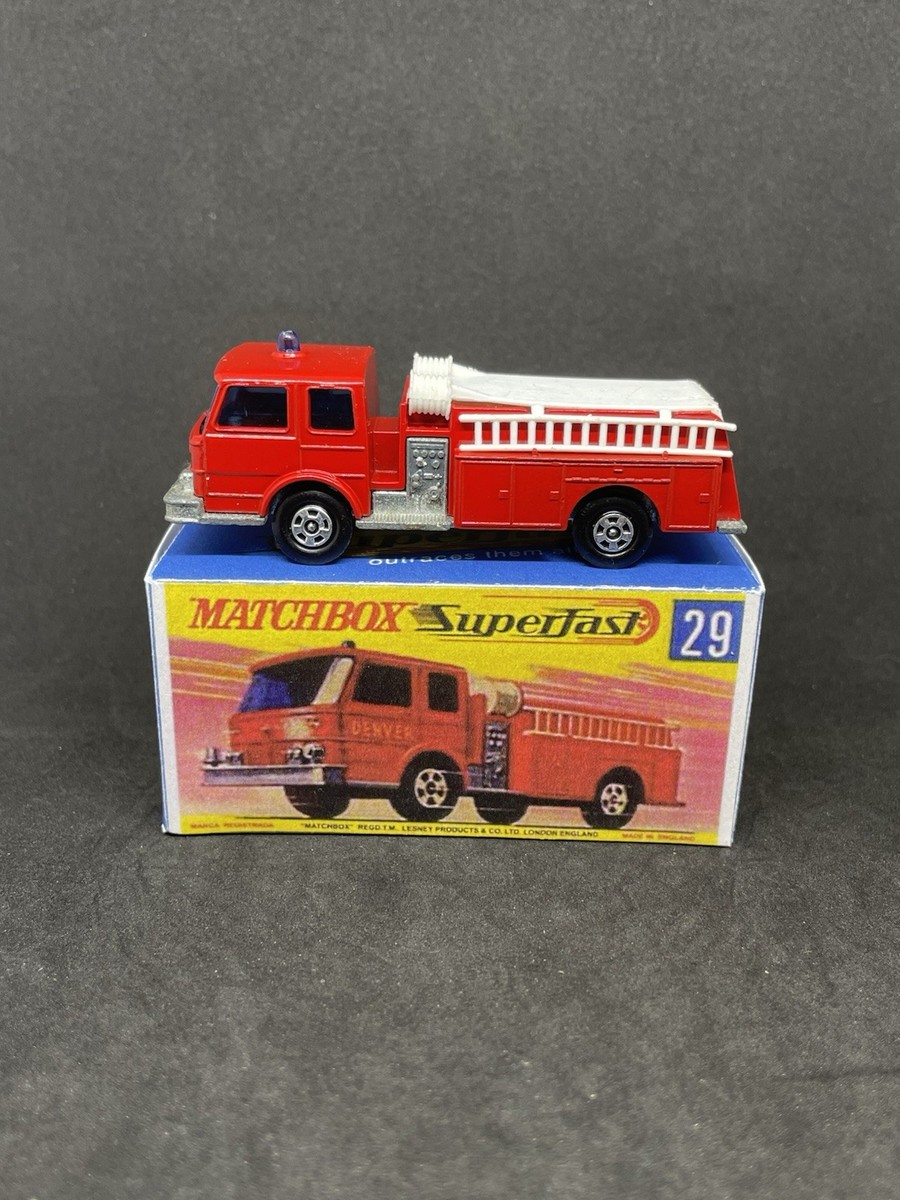 Matchbox Lesney #29 Superfast Custom Pumper Fire Engine. Thin