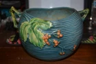 NICE ROSEVILLE 1940’S BUSHBERRY BLUE 411-6 POT OR VASE