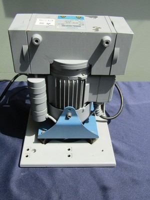 Vacuubrand MZ 2C Chemistry Diaphragm Vacuum Pump WORKING, GUARANTEED
