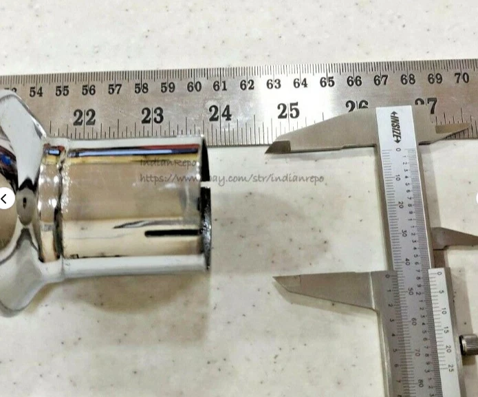 SILENCIADOR Y TUBO DE ESCAPE (CROMADO) CON CLIP PARA INDIO 741 NÚMERO DE PIEZA: 93489 Foto 2 de 4