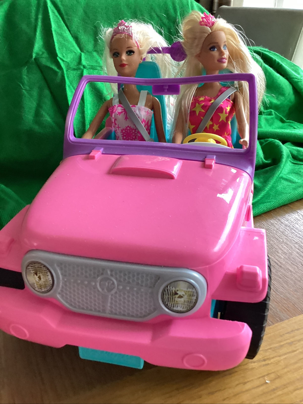 Barbie Jeep und zwei Vintage Barbies | eBay