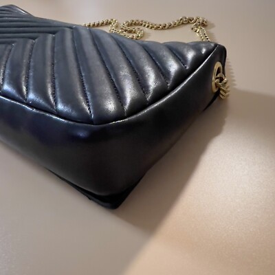ショルダーバッグ・ポシェット SAINT LAURENT KATE 99 SHOULDER BAG Saint Laurent Medium Kate 99 bag, Shoulder Bag, Designer Bag