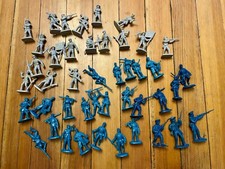 Blue & Gray Civil War Confederate Union Soldiers Plastic Assortment
