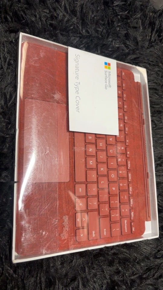 Microsoft Signature Keyboard Type Cover for Microsoft Surface Go - Image 3 of 3