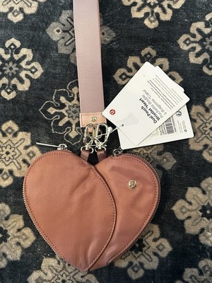 NWT LULULEMON DUAL POUCH WRISTLET Heart Spiced Chai Pink Haze Gold  SOLD OUT 