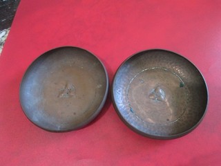PAIR Antique Signed ROYCROFT H.H. COPPER ARTS & CRAFTS ASHTRAYS #4 of 5