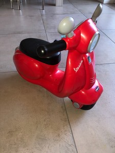 vespa giocattolo chicco