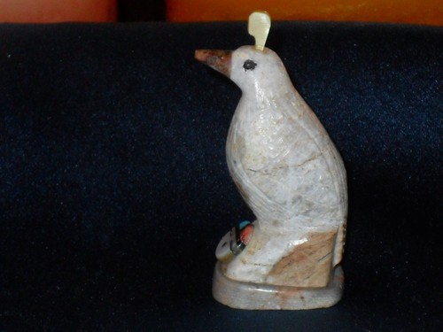 Quail Zuni Fetish Animal Figure Carved Stone signed Darrin Boone - Picture 3 of 15