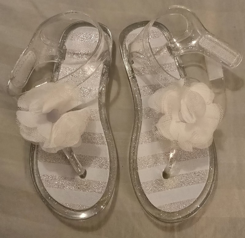 Stepping Stones Little Girls Sandals  Size  8-New