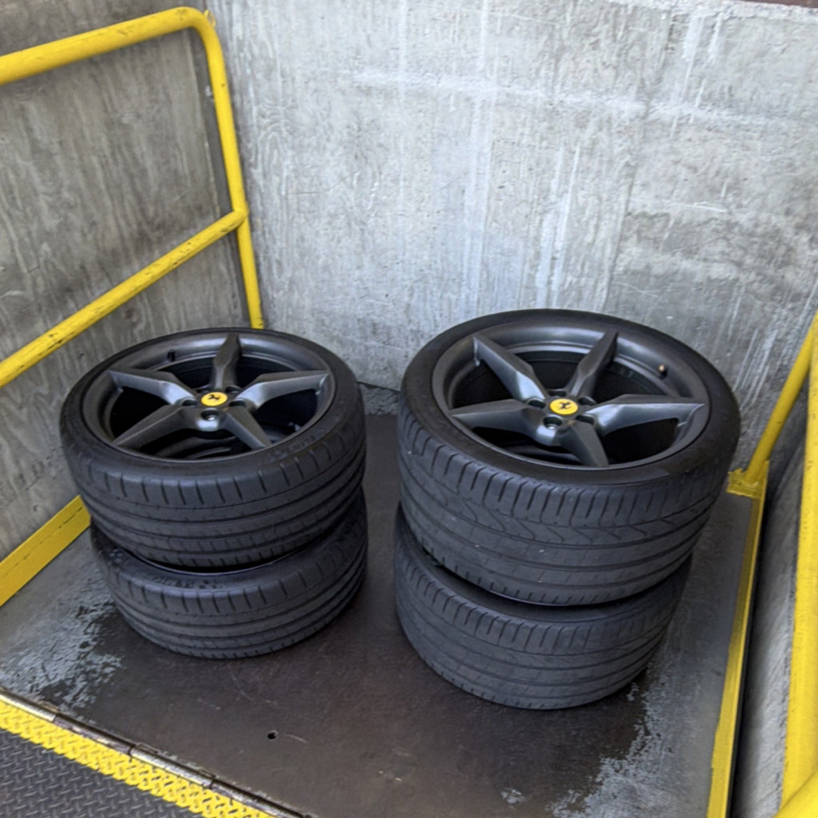 Set Of Ferrari Wheels With Tires Fits 488 F8