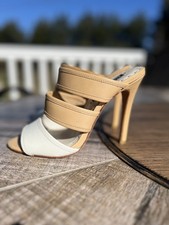 Alice  Olivia Slides Women's Size EU 38 White Tan Graciella Vachetta Multi Band