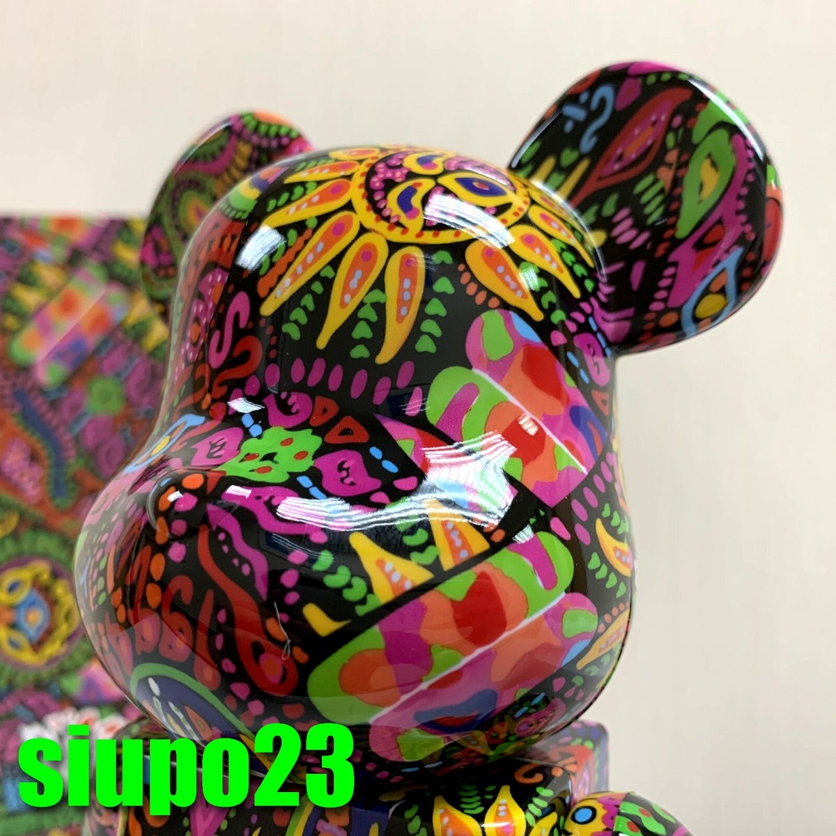 BE@RBRICK Psychedelic 100％ & 400% (hide) Be@rbrick Psychedelic Paisley 100% and 400% Collectible Set