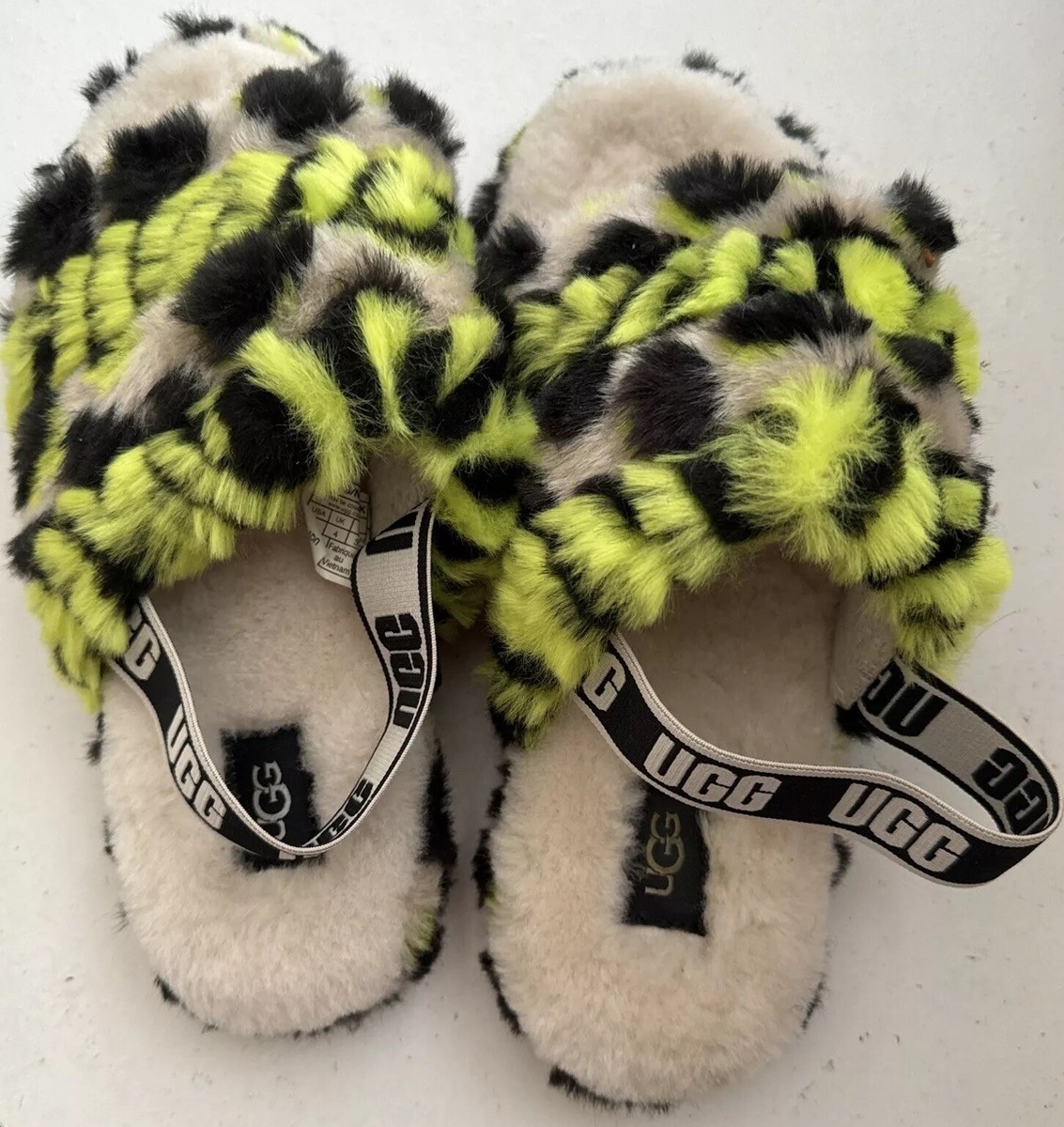 新品未使用UGG K FLUFF YEAH CLOG ブラック 6 UGG Fluff Yeah Slide Baby Black Slingback Shoes/Slipper Size