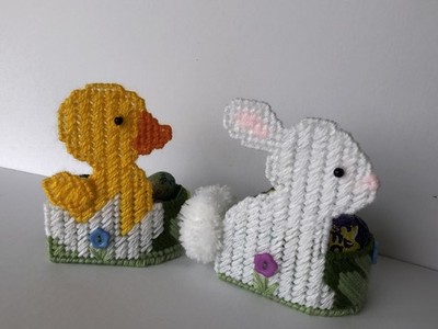 2 Osterkörbe Hase und Küken halten kleine Eier oder Crème Ei ideal als Geschenk