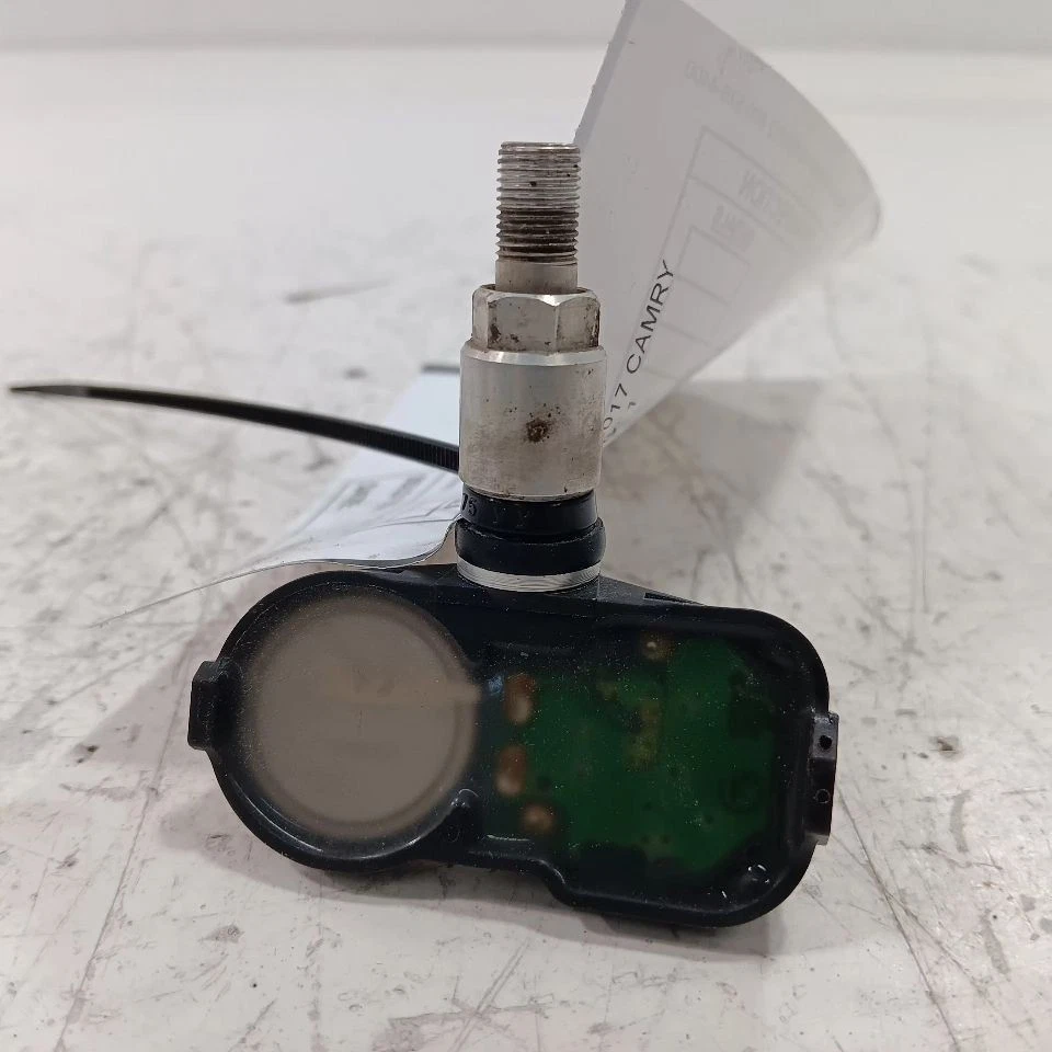 Sensor sistema monitor presión neumáticos Toyota Camry TPMS 2012 2013 2014 2015 2016 Foto 2 de 4