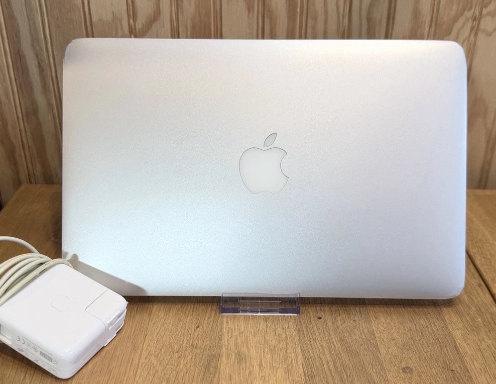Apple MacBook Air 11 in 2015 for sale | eBay
