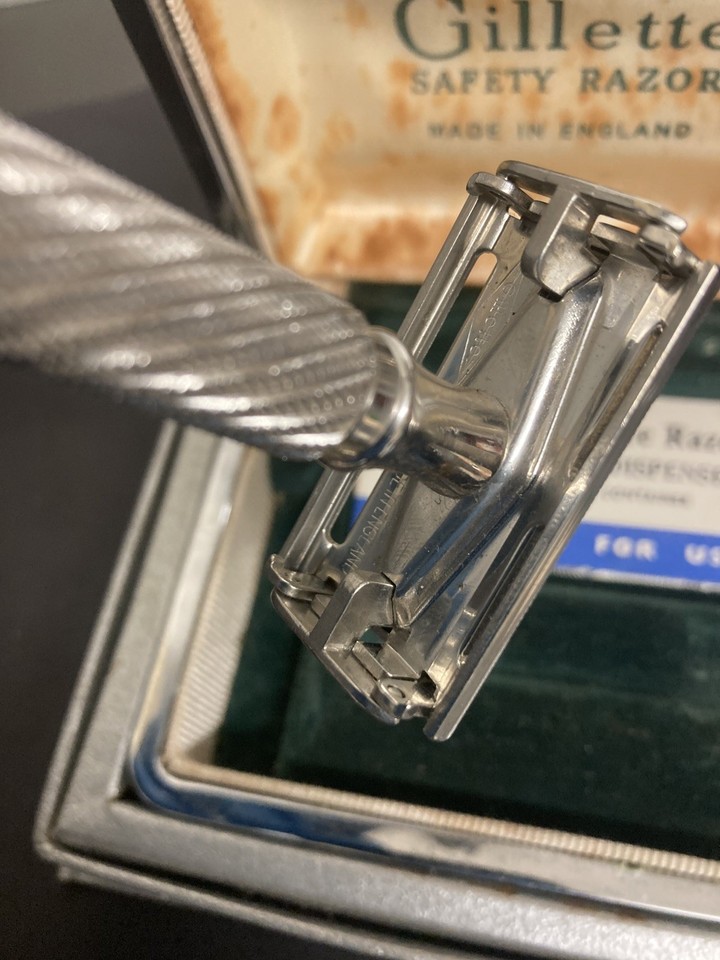 Vintage Gillette One-Piece Razor – Made in England | eBay UK