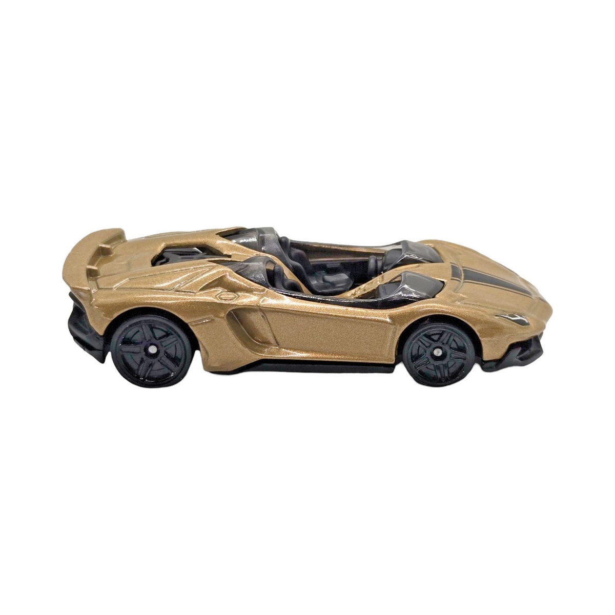 2026 Hot Wheels Lamborghini Aventador J - Gold - Multipack