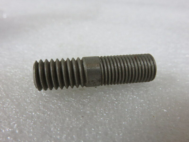Challenge the lowest Chicago Mall price G7B Genuine Evinrude Johnson OMC 311626 OEM New Stud Boa Factory
