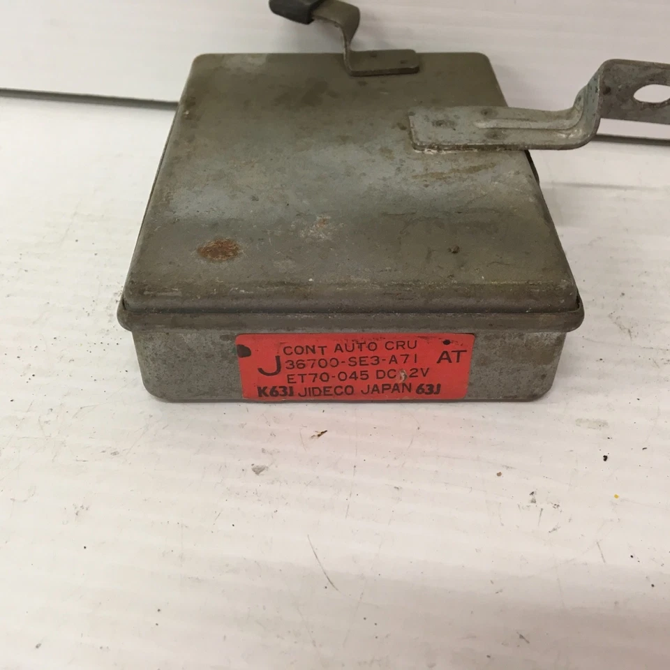 Controlador de crucero automático Honda Accord 86 1986 36700-SE3-A71 Foto 2 de 2