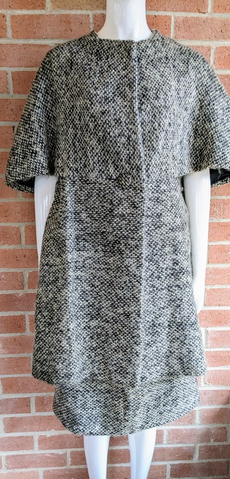 Vintage Skirt Jacket Set 1960s Authentic La Mendola Italy Wool Knit Designer - Image 2 of 4