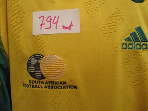 Südafrika "SFA" Nr.794 Adidas Heim Weltmeisterschaft Trikot 2010 Gr.XXL Neu - 第 3/9 張圖片