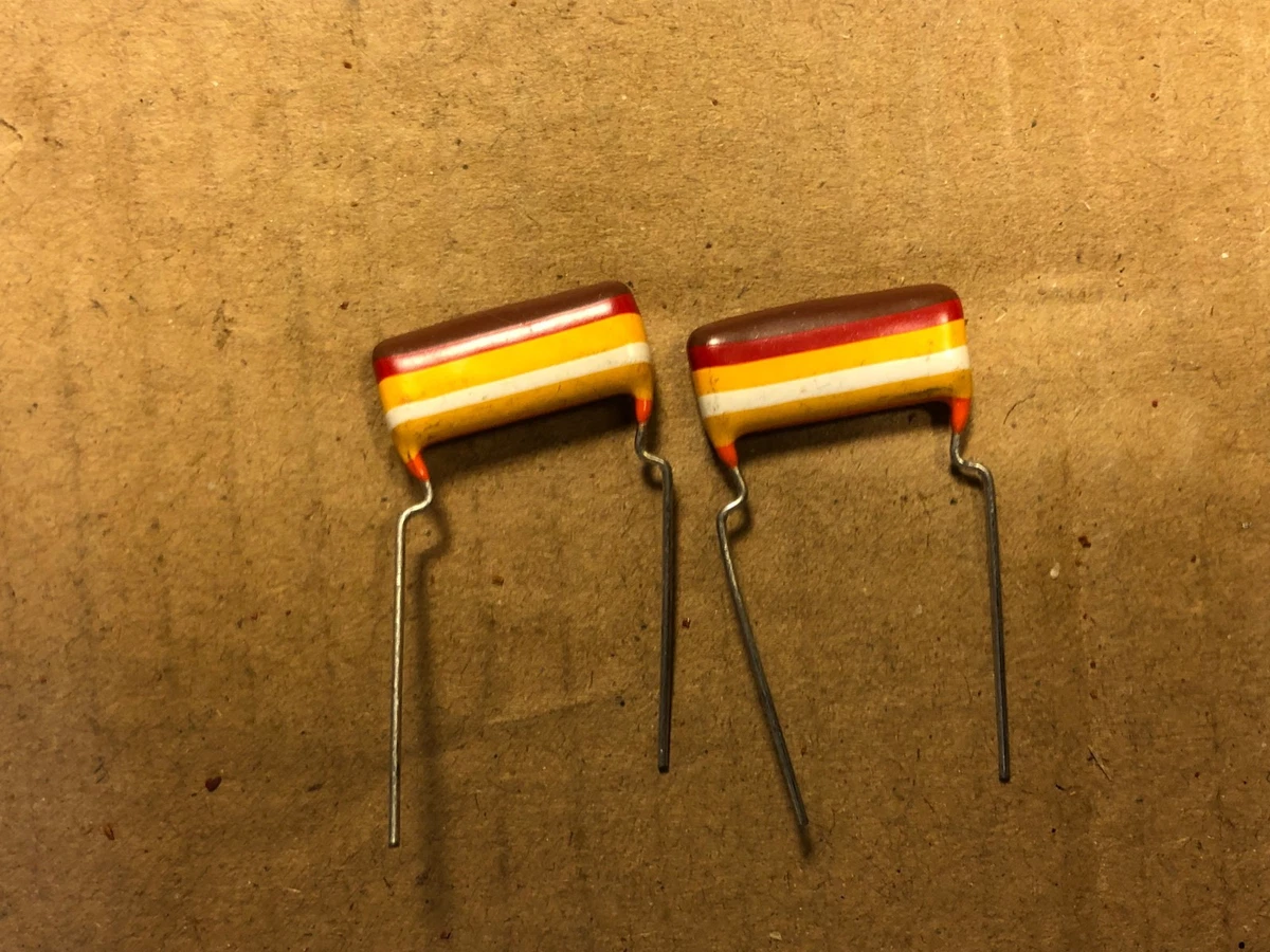1 condensateur 22nF 0.022uf Y2 250VAC Trame: 15,2mm ±20% PME271Y 1 condensateur 22nF 0.022uf Y2 250VAC Trame: 15,2mm ±20% PME271Y