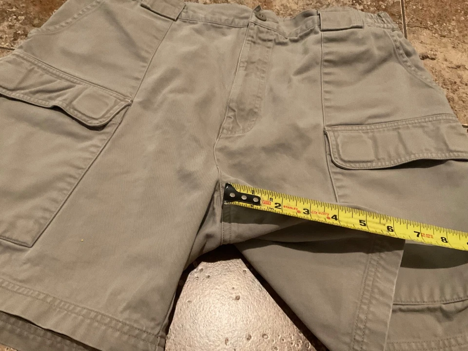 SHORTS DE CAMINHADA VAN HEUSEN LONA CARGO (MASCULINO 32-34) BRONZEADO USADO - Imagem 3 de 4