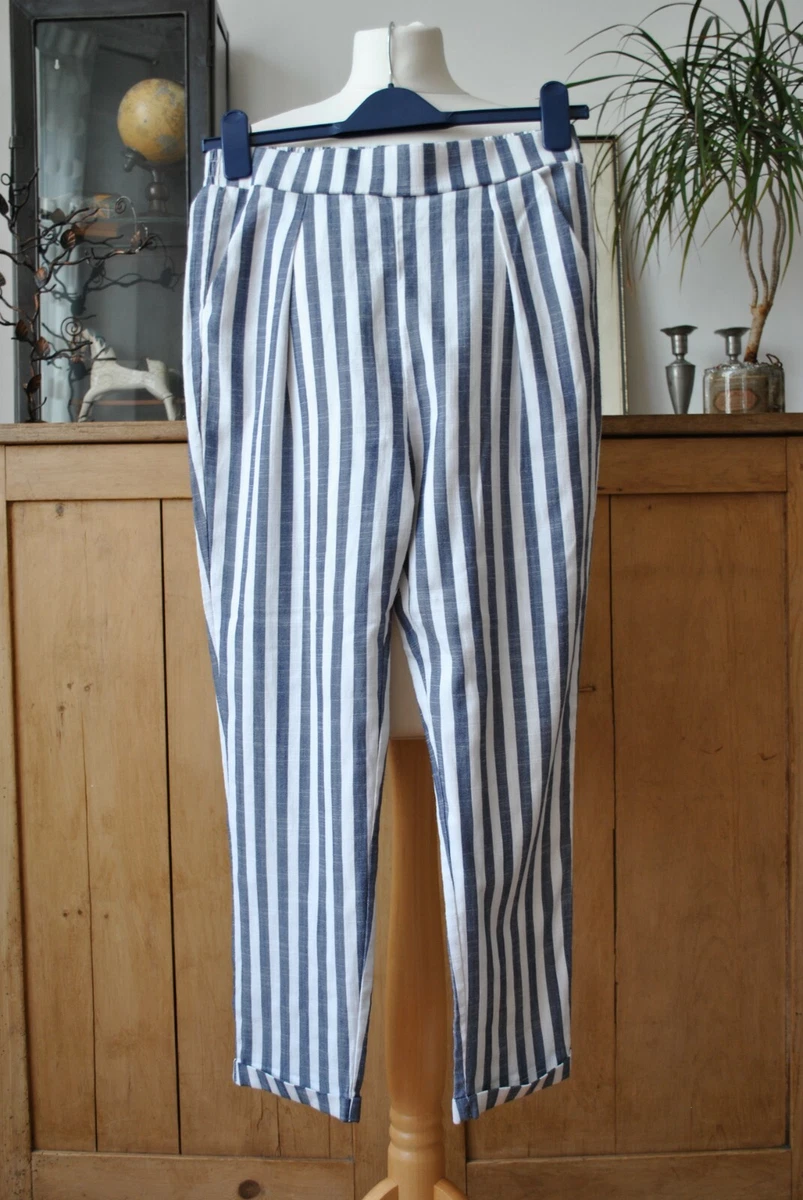 Stradivarius Cropped Smart Casual Blue White Striped Trendy Capri