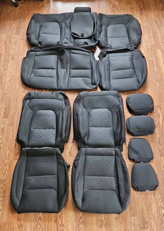 Juego de fundas de asiento de tela negras para Dodge Ram 1500 doble cabina 2019-2025 OEM de fábrica 13 piezas Foto 2 de 4